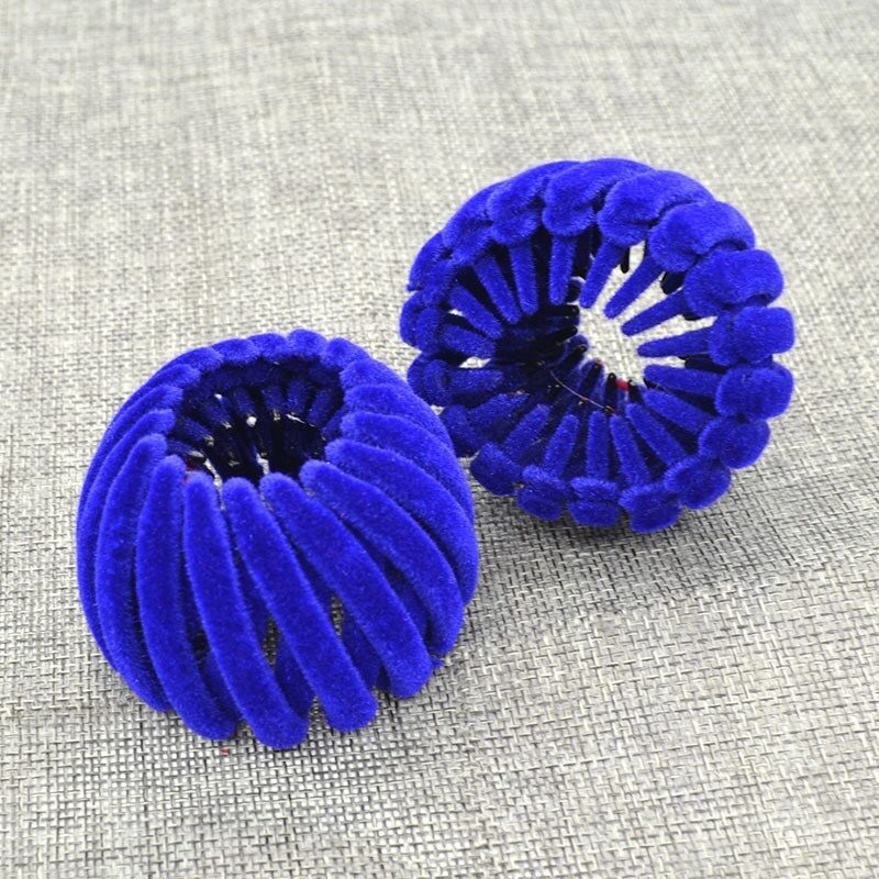 06d09e96 C411 4028 8ef9 120259ae71b2 Trans